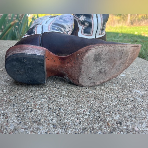 Ariat Alameda Cowboy Boots. Size 8.5 - Picture 9 of 13